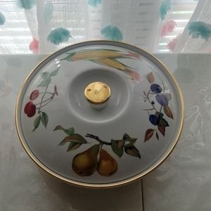 Royal Worcester Fine Porcelain Dish
